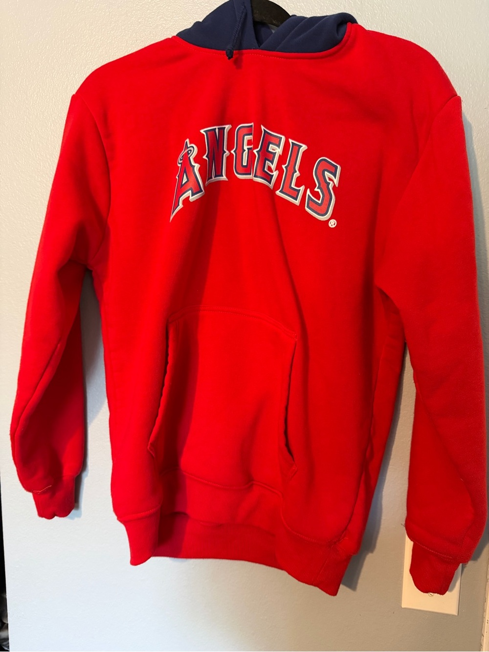 Kloanz Cozy Red Fleece-Lined Navy Hoodie
